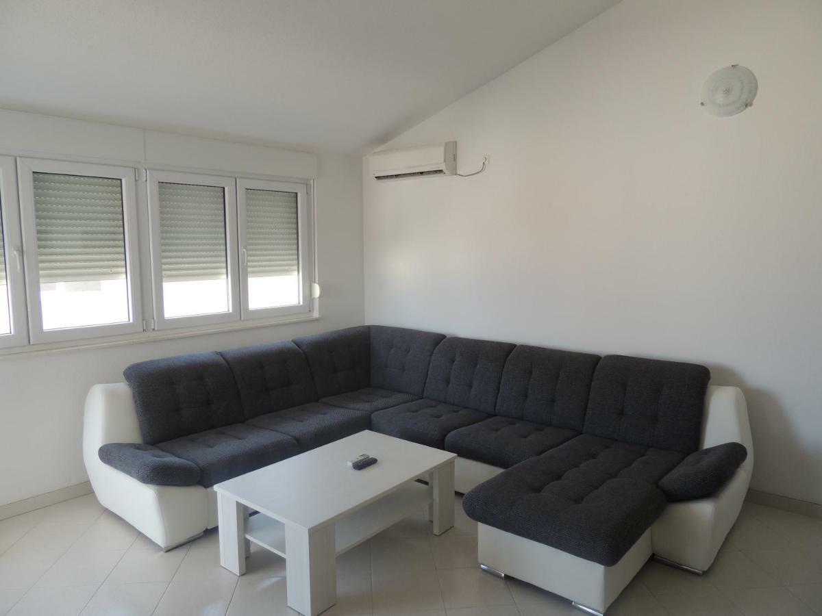 Apartments Naomi And Marsel Trogir Exterior photo